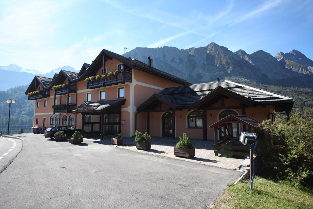 Locanda Locatori Passo del Tonale Kültér fotó